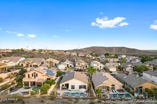 276 E Ashurst Dr, Phoenix, AZ 85048 - Photo 50