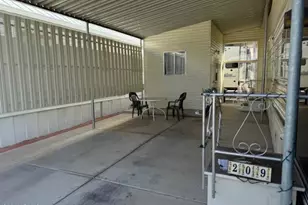 209 E Ocotillo Dr, Florence, AZ 85132 - Photo 2