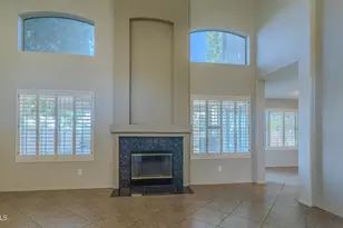 6919 W Via Del Sol Dr, Glendale, AZ 85310 - Photo 8