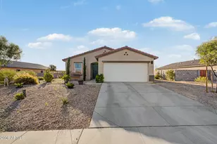 910 Logan Wy, Wickenburg, AZ 85390 - Photo 46