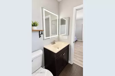 8151 W Turney Avenue, Phoenix, AZ 85033 - Photo 24
