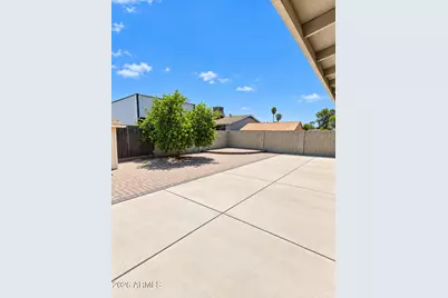 8151 W Turney Avenue, Phoenix, AZ 85033 - Photo 40