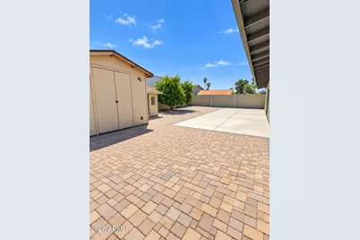 8151 W Turney Avenue, Phoenix, AZ 85033 - Photo 36