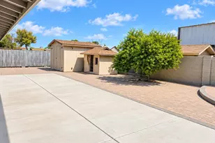 8151 W Turney Ave, Phoenix, AZ 85033 - Photo 38