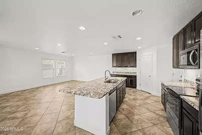 16332 W Moreland Street, Goodyear, AZ 85338 - Photo 8