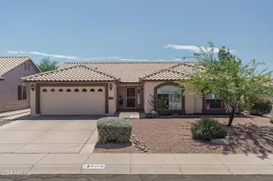 3319 E Rosemonte Dr, Phoenix, AZ 85050 - Photo 1