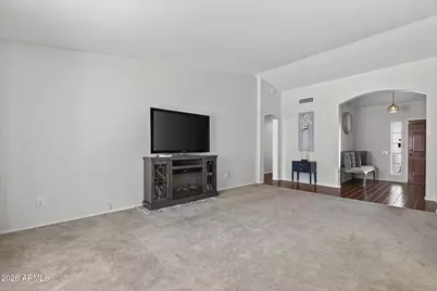 3319 E Rosemonte Drive, Phoenix, AZ 85050 - Photo 4