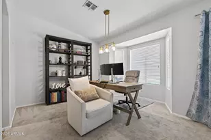 3319 E Rosemonte Dr, Phoenix, AZ 85050 - Photo 6