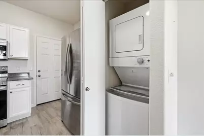 1633 E Lakeside Drive #63, Gilbert, AZ 85234 - Photo 18