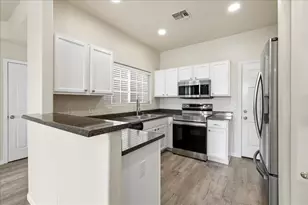 1633 E Lakeside Dr, Gilbert, AZ 85234 - Photo 6