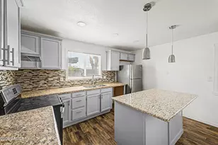 2650 W Union Hills Dr, Phoenix, AZ 85027 - Photo 8