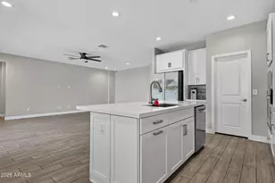 10962 W McKinley St, Avondale, AZ 85323 - Photo 12