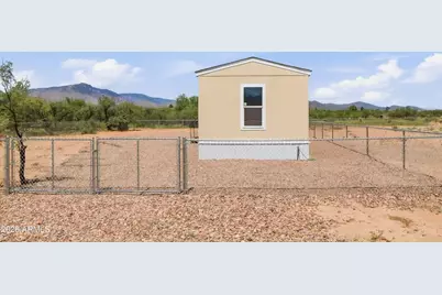 3164 W Century Drive, Benson, AZ 85602 - Photo 2