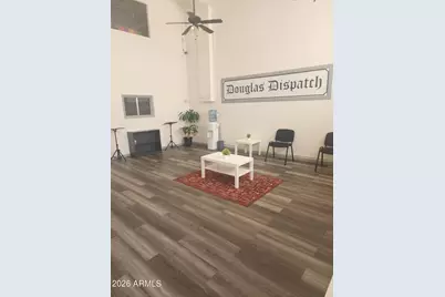 530 E 11th Street #4, Douglas, AZ 85607 - Photo 2