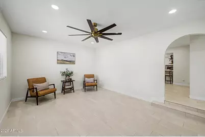 4348 N 80th Drive, Phoenix, AZ 85033 - Photo 8