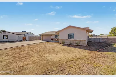 4348 N 80th Drive, Phoenix, AZ 85033 - Photo 6