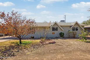 1031 W 10th St, Tempe, AZ 85281 - Photo 2