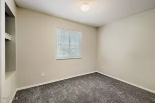 4648 E Alta Vista Rd, Phoenix, AZ 85042 - Photo 20
