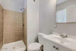 4648 E Alta Vista Rd, Phoenix, AZ 85042 - Photo 18