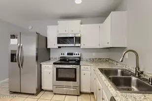 4648 E Alta Vista Rd, Phoenix, AZ 85042 - Photo 12