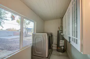 1648 N 38th Dr, Phoenix, AZ 85009 - Photo 32