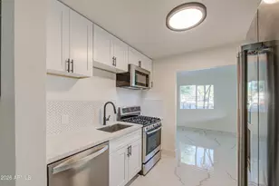 1648 N 38th Dr, Phoenix, AZ 85009 - Photo 12