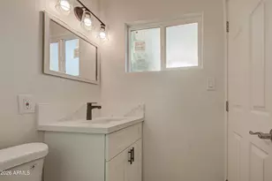 1648 N 38th Dr, Phoenix, AZ 85009 - Photo 22