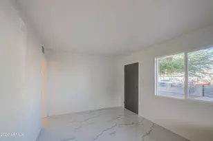 1648 N 38th Dr, Phoenix, AZ 85009 - Photo 6