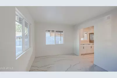 1648 N 38th Drive, Phoenix, AZ 85009 - Photo 8