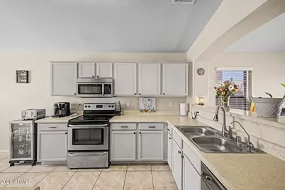 3120 W Pecan Road, Phoenix, AZ 85041 - Photo 14