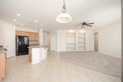 17659 W Ironwood Street, Surprise, AZ 85388 - Photo 8