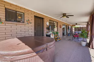 2441 S Honeysuckle Cir, Mesa, AZ 85209 - Photo 20