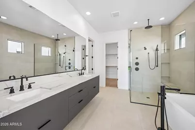 2451 E Aquarius Place, Chandler, AZ 85249 - Photo 44