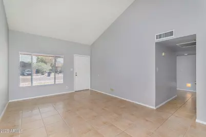9353 E Altadena Avenue, Scottsdale, AZ 85260 - Photo 2