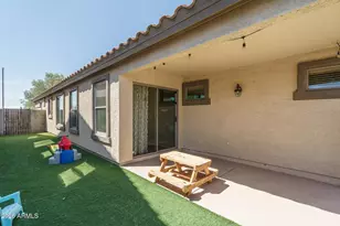 25852 W Elwood St, Buckeye, AZ 85326 - Photo 38