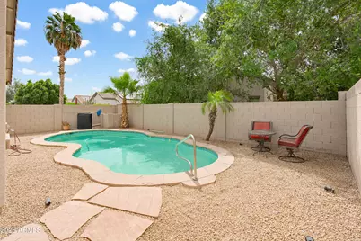 17271 W Smokey Drive, Surprise, AZ 85388 - Photo 16