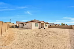 748 S 176th Ave, Goodyear, AZ 85338 - Photo 40