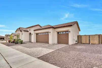 748 S 176th Avenue, Goodyear, AZ 85338 - Photo 2