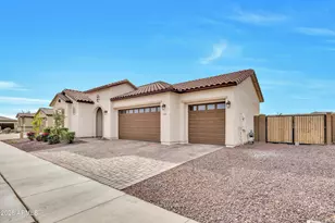 748 S 176th Ave, Goodyear, AZ 85338 - Photo 2