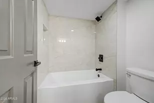 4303 E Cactus Rd, Phoenix, AZ 85032 - Photo 6
