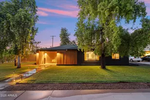 3802 E Piccadilly Rd, Phoenix, AZ 85018 - Photo 16