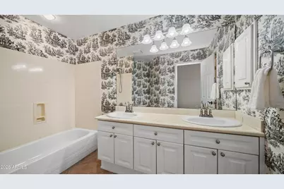 12245 S Running Bear Court, Phoenix, AZ 85044 - Photo 44