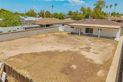 4542 N 50th Drive, Phoenix, AZ 85031 - Photo 24