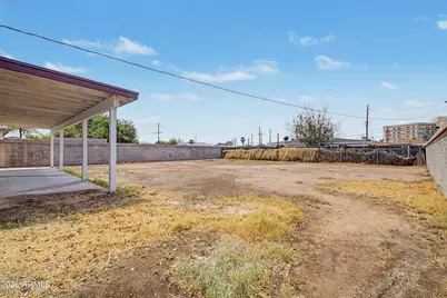 4542 N 50th Drive, Phoenix, AZ 85031 - Photo 28