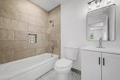 4542 N 50th Drive, Phoenix, AZ 85031 - Photo 16