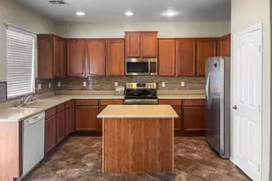 17727 N 89th Dr, Peoria, AZ 85382 - Photo 4
