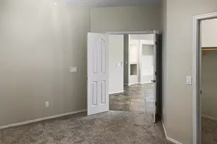 17727 N 89th Dr, Peoria, AZ 85382 - Photo 8