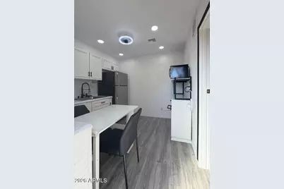 7529 W Comet Avenue #Studio, Peoria, AZ 85345 - Photo 2