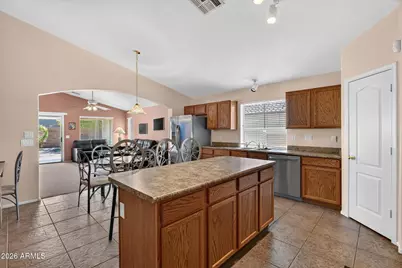 687 E Palomino Way, San Tan Valley, AZ 85143 - Photo 16