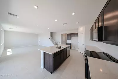 18266 W Sand Hills Drive, Surprise, AZ 85387 - Photo 12